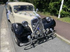 Louer une CITROËN Traction 11 B de de 1951 (Photo 3)