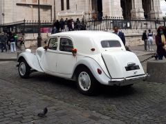 Louer une CITROËN Traction 11 B de de 1953 (Photo 4)