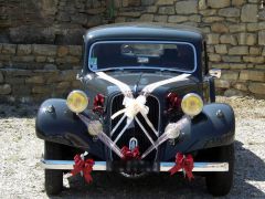 Louer une CITROËN Traction 11 B de de 1954 (Photo 3)
