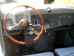 Louer une CITROËN Traction 11 B de de 1954 (Photo 5)