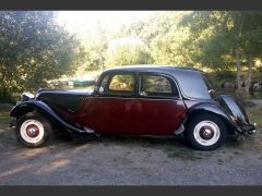 Louer une CITROËN Traction 11 B de de 1954 (Photo 3)
