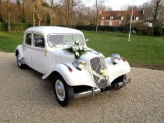 Louer une CITROËN Traction 11 B de de 1955 (Photo 1)