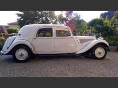 Louer une CITROËN Traction 11 B de de 1955 (Photo 3)