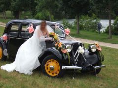 Louer une CITROËN Traction 11 BL de de 1938 (Photo 1)