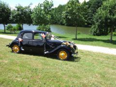 Louer une CITROËN Traction 11 BL de de 1938 (Photo 3)