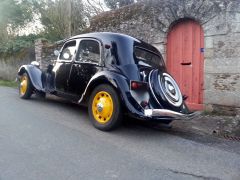 Louer une CITROËN Traction 11 BL de de 1938 (Photo 3)