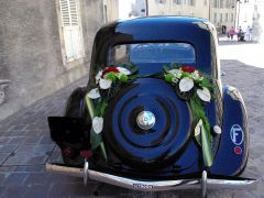Louer une CITROËN Traction 11 BL de de 1948 (Photo 3)