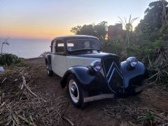 Louer une CITROËN Traction 11 BL de de 1949 (Photo 2)