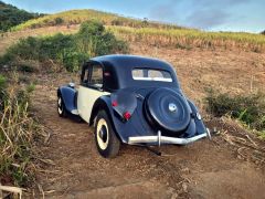 Louer une CITROËN Traction 11 BL de de 1949 (Photo 4)