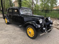 Louer une CITROËN Traction 11 BL de 1951 (Photo 2)