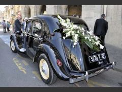 Louer une CITROËN Traction 11 BL de de 1953 (Photo 4)