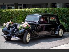 Louer une CITROËN Traction 11 BL de de 1953 (Photo 1)