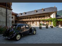 Louer une CITROËN Traction 11 BL de de 1953 (Photo 3)