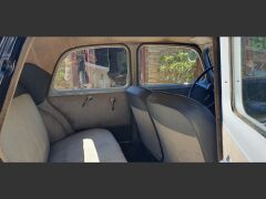Louer une CITROËN Traction 11 BL de de 1953 (Photo 4)