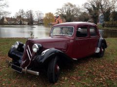 Louer une CITROËN Traction 11 BL de de 1954 (Photo 4)