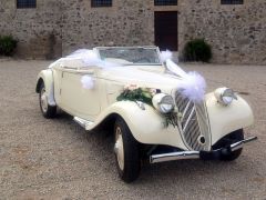 Louer une CITROËN Traction 11 BL de 1955 (Photo 1)