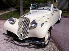 Louer une CITROËN Traction 11 BL de de 1955 (Photo 3)