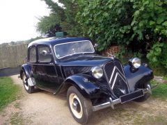 Louer une CITROËN Traction 11 BL de de 1955 (Photo 3)