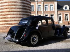 Louer une CITROËN Traction 11 BL de de 1955 (Photo 4)