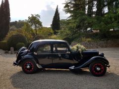 Louer une CITROËN Traction 11 BL de de 1957 (Photo 4)