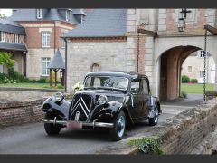 Louer une CITROËN Traction 11 BN de de 1955 (Photo 2)