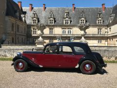 Louer une CITROËN Traction 11 C de de 1955 (Photo 3)