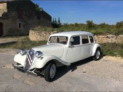 Louer une CITROËN Traction 11 de 1955 (Photo 1)