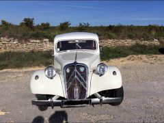 Louer une CITROËN Traction 11 de de 1955 (Photo 2)