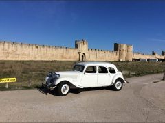 Louer une CITROËN Traction 11 de de 1955 (Photo 3)