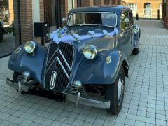 Louer une CITRO&Euml;N Traction 11B de de 1954 (Photo 4)