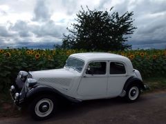 Louer une CITROËN Traction 11BL de de 1953 (Photo 1)