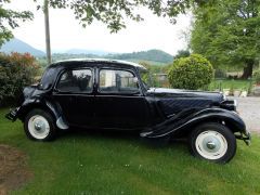 Louer une CITROËN Traction 11BL de 1954 (Photo 0)