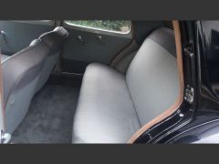 Louer une CITROËN Traction 11BL de de 1954 (Photo 5)