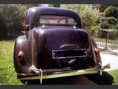 Louer une CITROËN Traction 11BL de de 1954 (Photo 3)