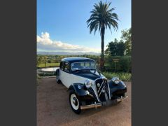 Louer une CITROEN Traction 11C de de 1957 (Photo 3)