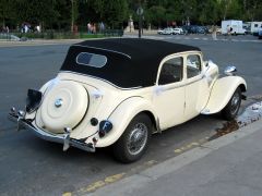 Louer une CITROËN Traction 15/6 EDM de de 1949 (Photo 4)