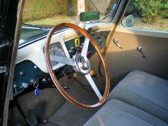 Louer une CITROËN Traction 15/6 H de de 1954 (Photo 5)
