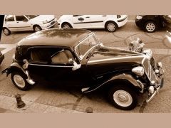 Louer une CITROËN Traction 15/6 de de 1949 (Photo 3)