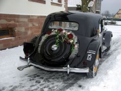 Louer une CITROËN Traction 15/6 de de 1949 (Photo 4)