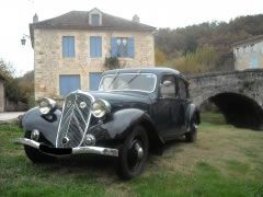 Louer une CITROËN Traction 7A de 1934 (Photo 2)