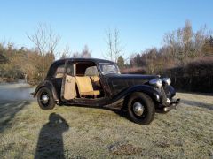 Louer une CITROËN Traction 7C de 1936 (Photo 2)