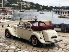 Louer une CITROËN Traction  de de 1954 (Photo 3)