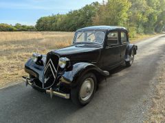 Louer une CITRO&Euml;N Traction Avant 11 BL de de 1951 (Photo 1)