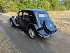 Louer une CITRO&Euml;N Traction Avant 11 BL de de 1951 (Photo 4)