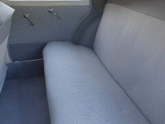 Louer une CITROËN Traction Avant 11 BL de de 1953 (Photo 4)