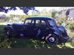 Louer une CITROËN Traction Avant 11 BL de de 1956 (Photo 4)