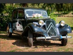 Louer une CITROËN Traction Avant 11BL de de 1953 (Photo 1)