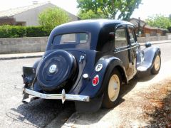 Louer une CITROËN Traction Avant de de 1950 (Photo 2)