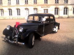 Louer une CITROËN Traction Avant de de 1950 (Photo 3)