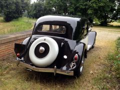 Louer une CITROËN Traction Avant de de 1952 (Photo 4)